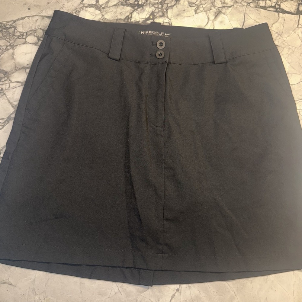 Nike Women's Size 8 Black Golf Skort athletic Dri Fit